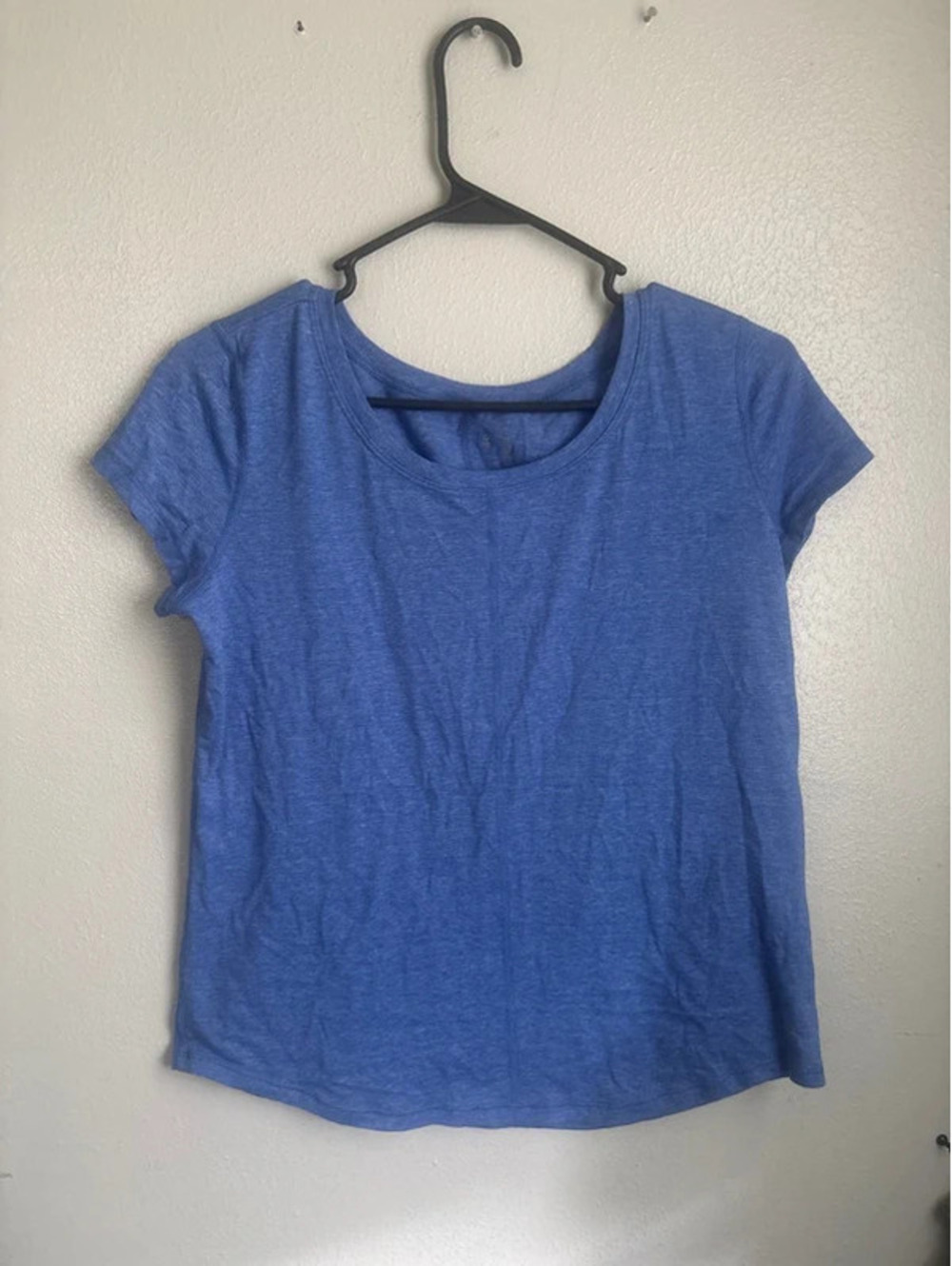 Gap fit extra small athletic T-shirt